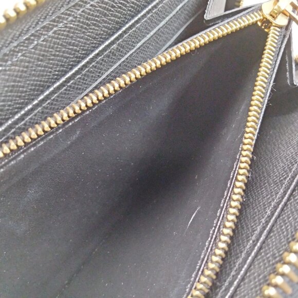 Louis Vuitton Brown Monogram Wallet with Chain mon870-100925 - Picture 6 of 9